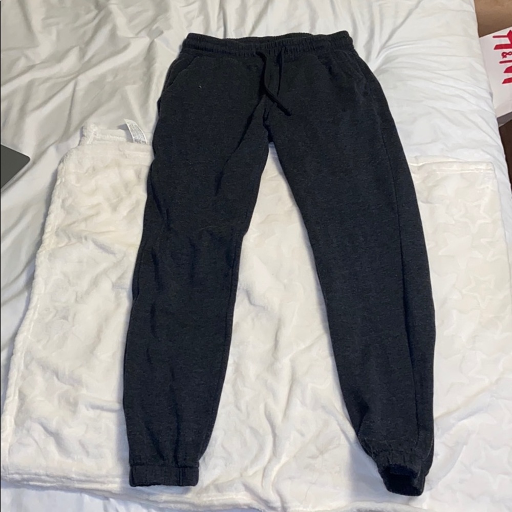HM SWEATPANTS